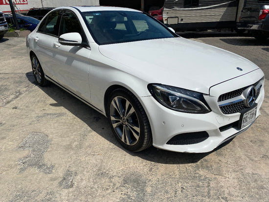 Mercedes Benz 2018 C200