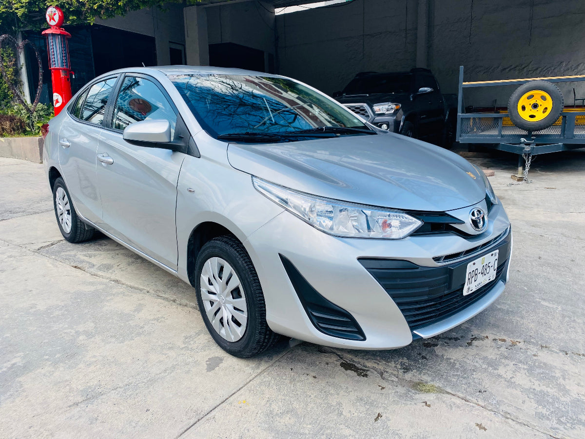 TOYOTA Yaris Modelo 2019
