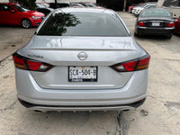 vista cajuela nissan altima 2023