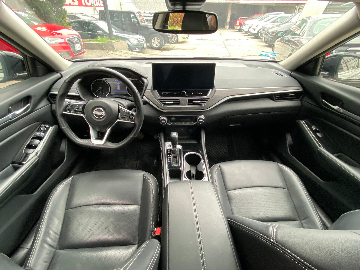 vista tablero nissan altima 2023