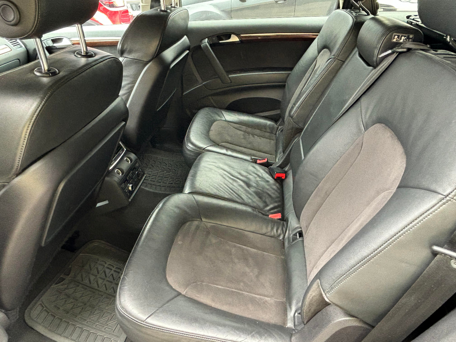 AUDIQ7 asientos de piel traseros