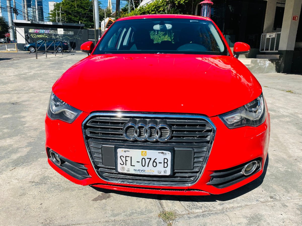 VISTA FRENTE AUDI A1 2014
