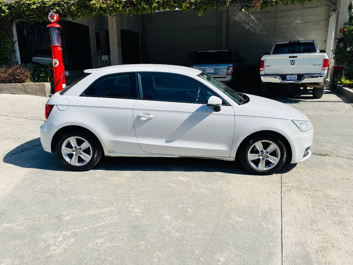 VISTA COSTADO DERECHO AUDI A1 2016 