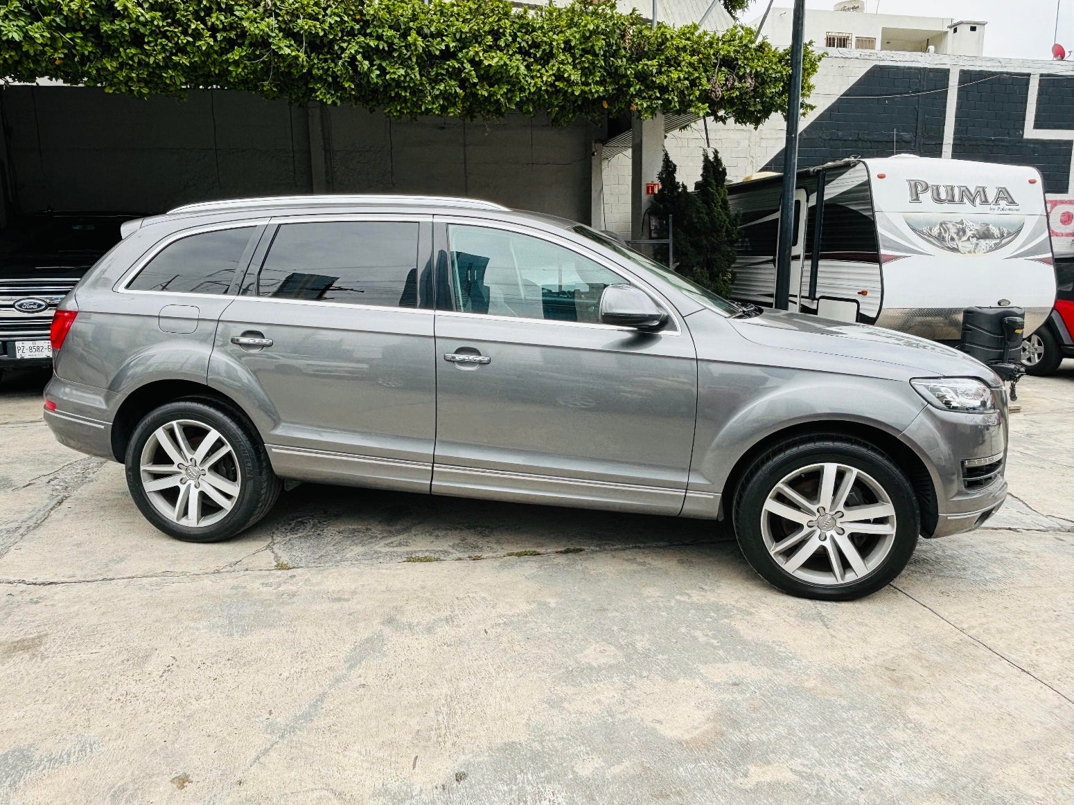 AUDI q7 vista lateral derecha