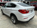 vista de costado trasero derecho bmw x4 2018