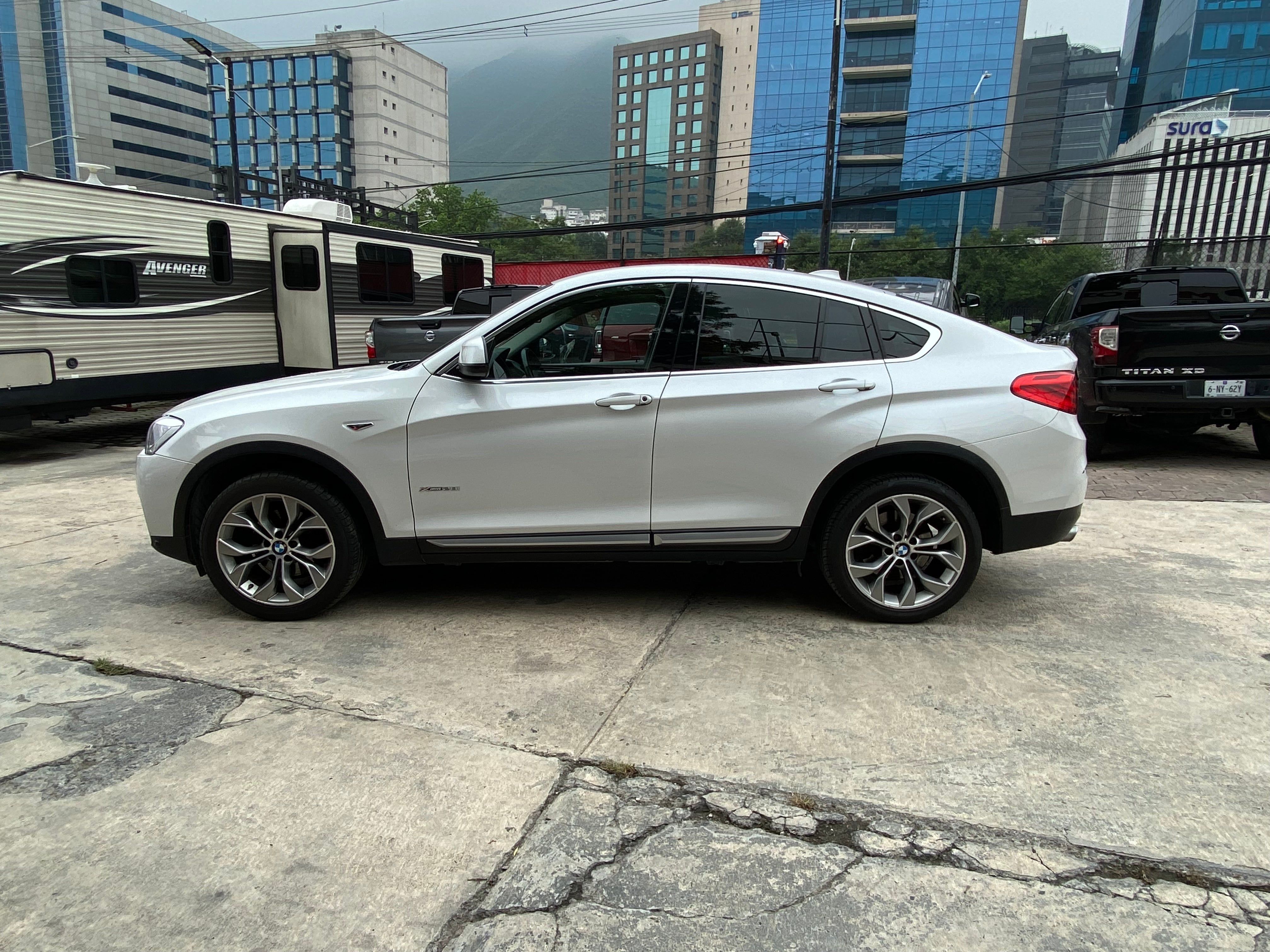 vista de costado izq bmw 2018