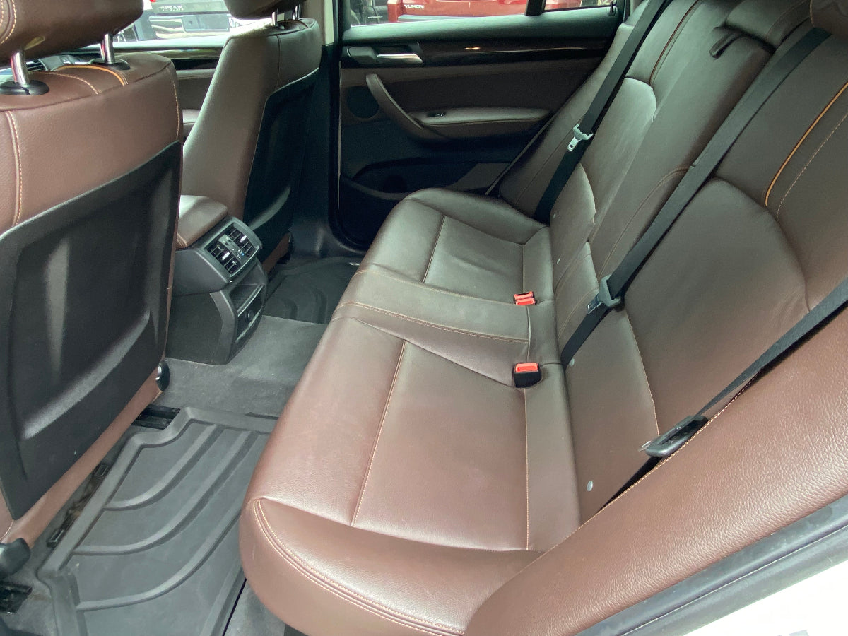 vista interior trasero iz bmw x 2018