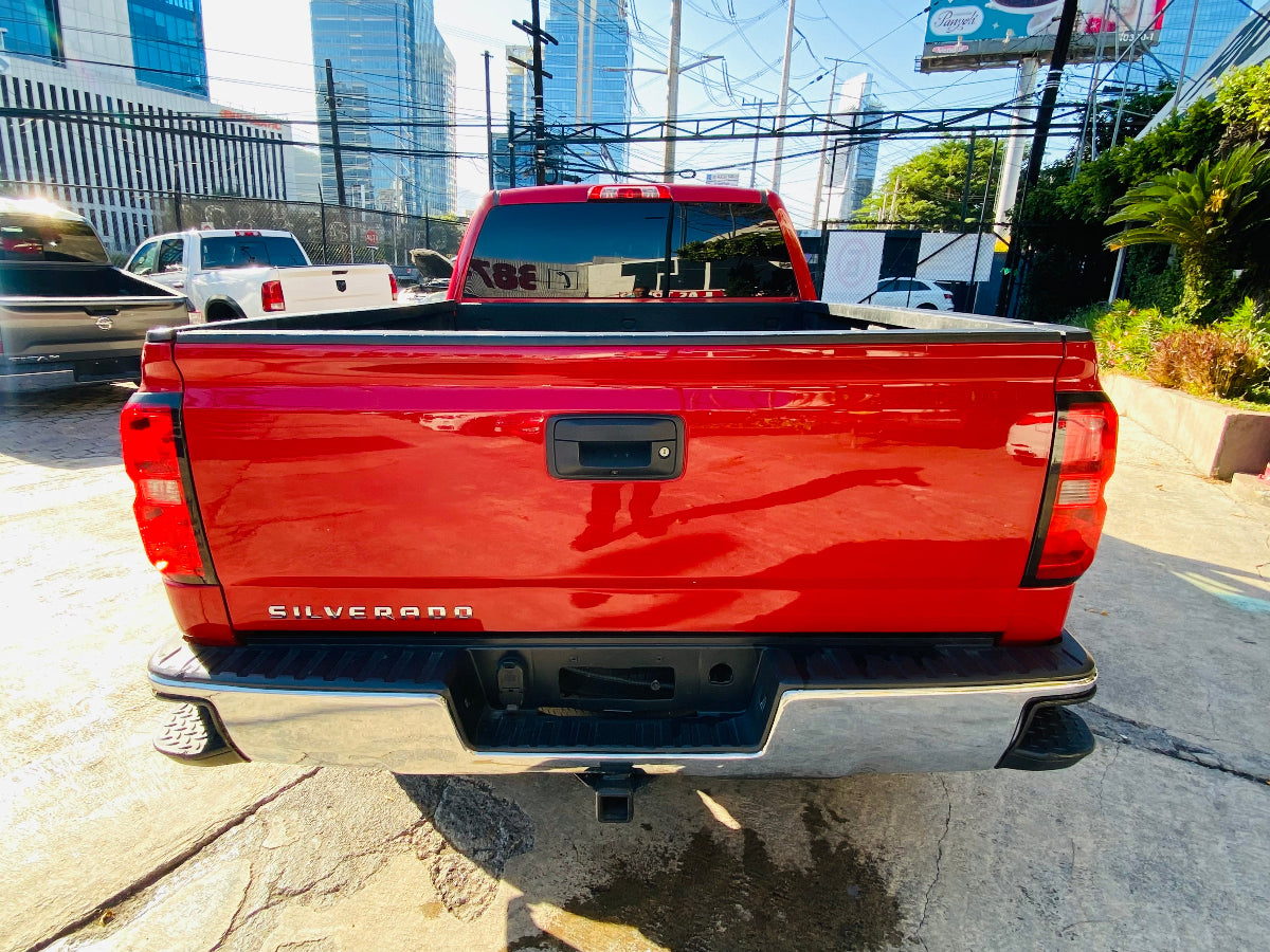 TAPA TRASERA CHEVROLET SILEVRADO 2015