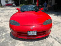 vista de frente del dodge viper 1994 color rojo