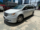 vista de frente izq honda odyssey 2013