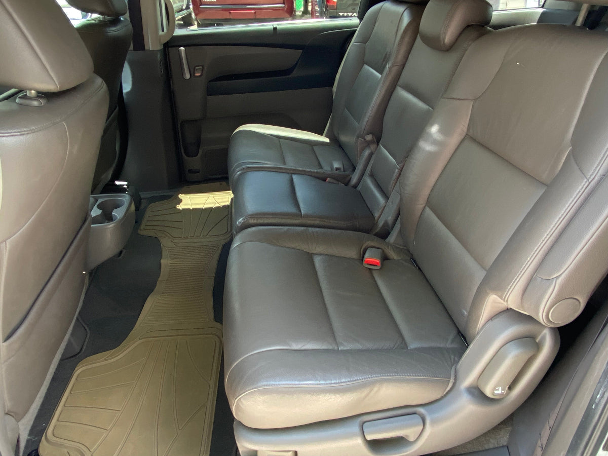 vista interior trasero honda odyssey 2013