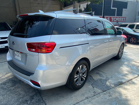 KIA SEDONA MODELO 2020