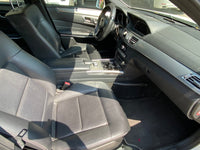 VISTA INTERIOR DELANTERO DERECHO MERCEDES B. 201