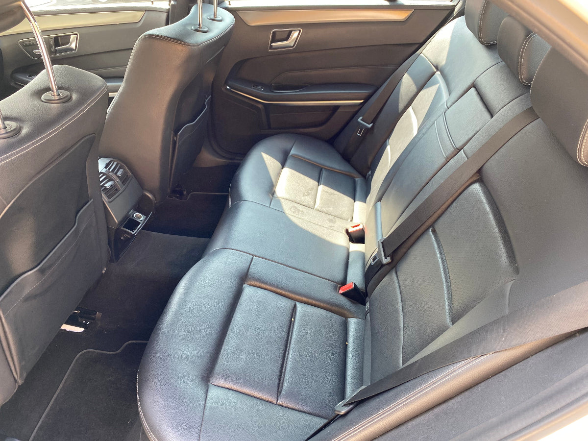 VISTA INTERIOR TRASERO MERCEDES B. 2014