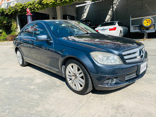 Mercedes Benz C300 2011