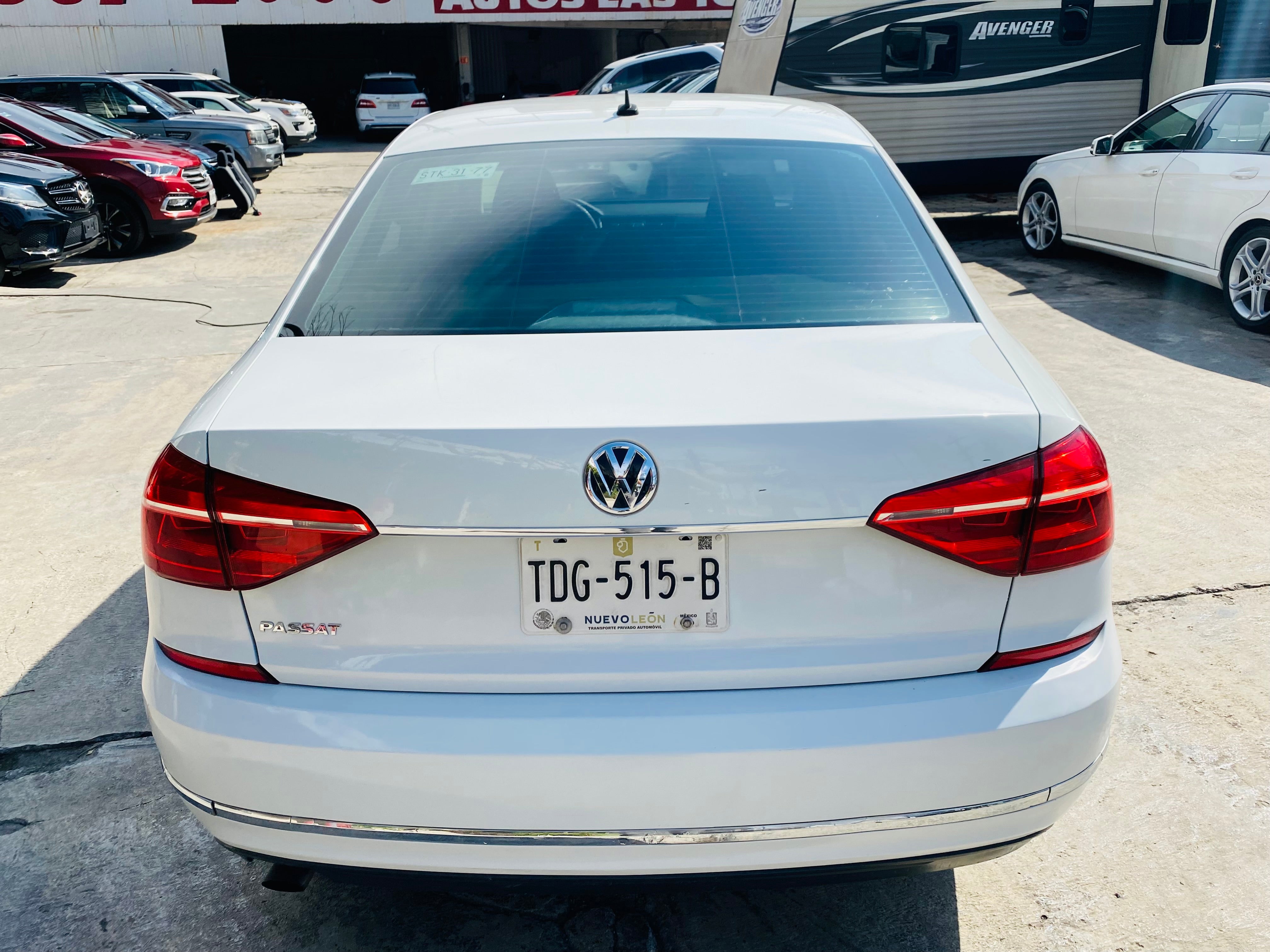 vista cajuela passat 2016