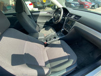 vista interior delantero derecho passat 2016