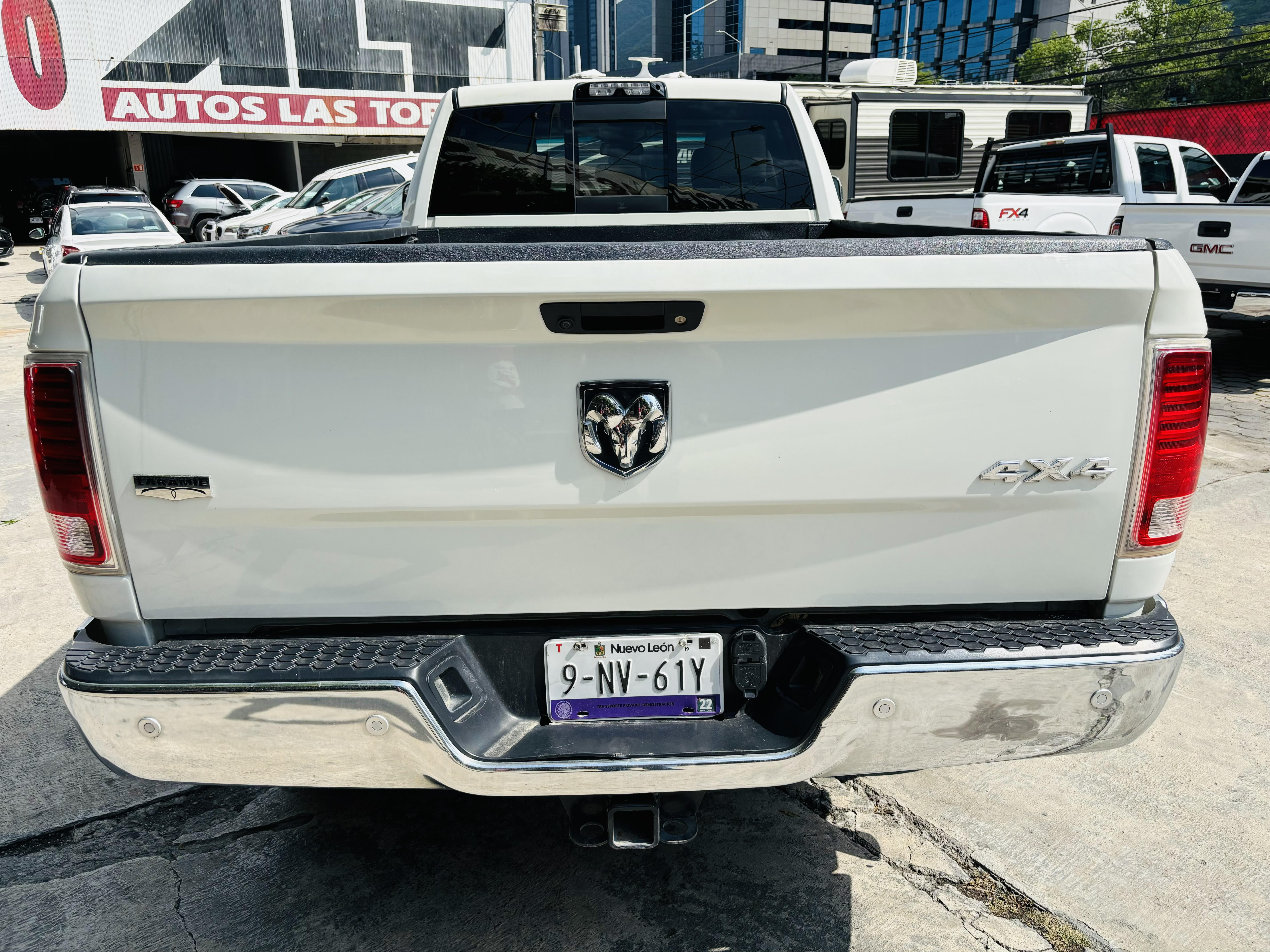 DODGE RAM 2500 DIESEL 4X4  MODELO 2017