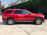 SUV Dodge Durango 2015 lateral derecha