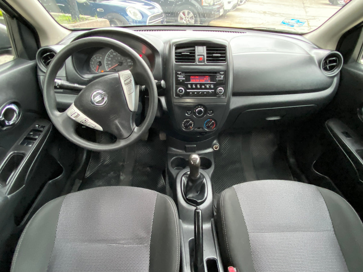 NISSAN VERSA 2018