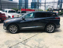 Vista lateral Acura RDX 2019 con diseño aerodinámico