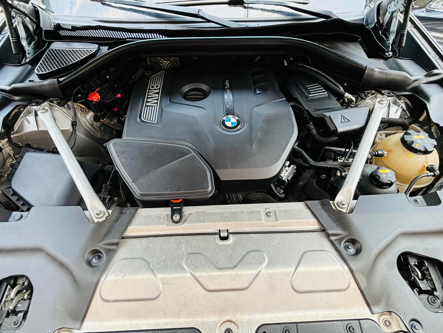 Motor 4 cilindros BMW X3 sDrive eficiente