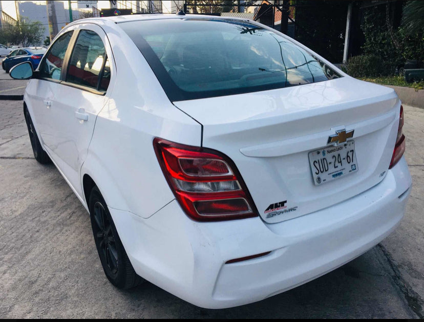 Parte trasera Chevrolet Sonic LS 2017