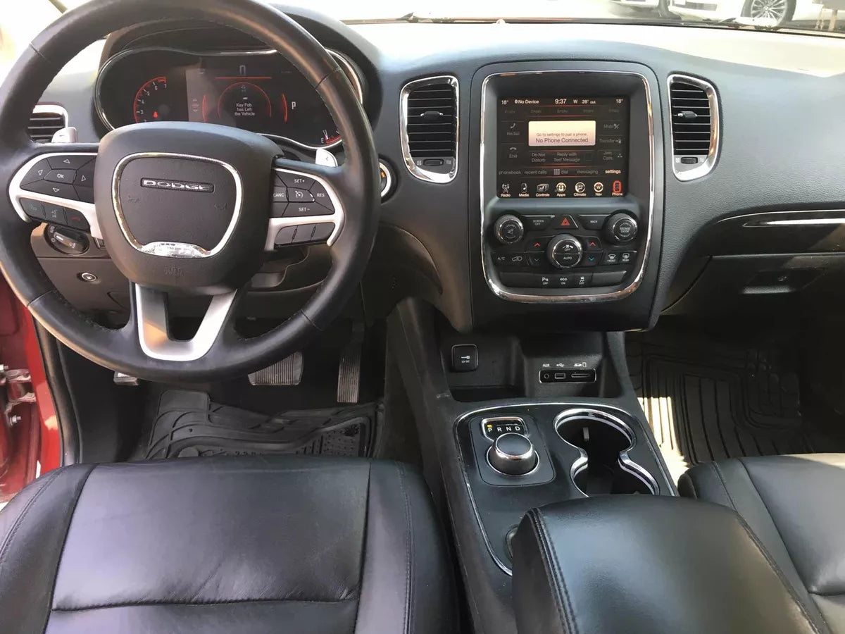 Tablero Dodge Durango 2015 con acabados premium
