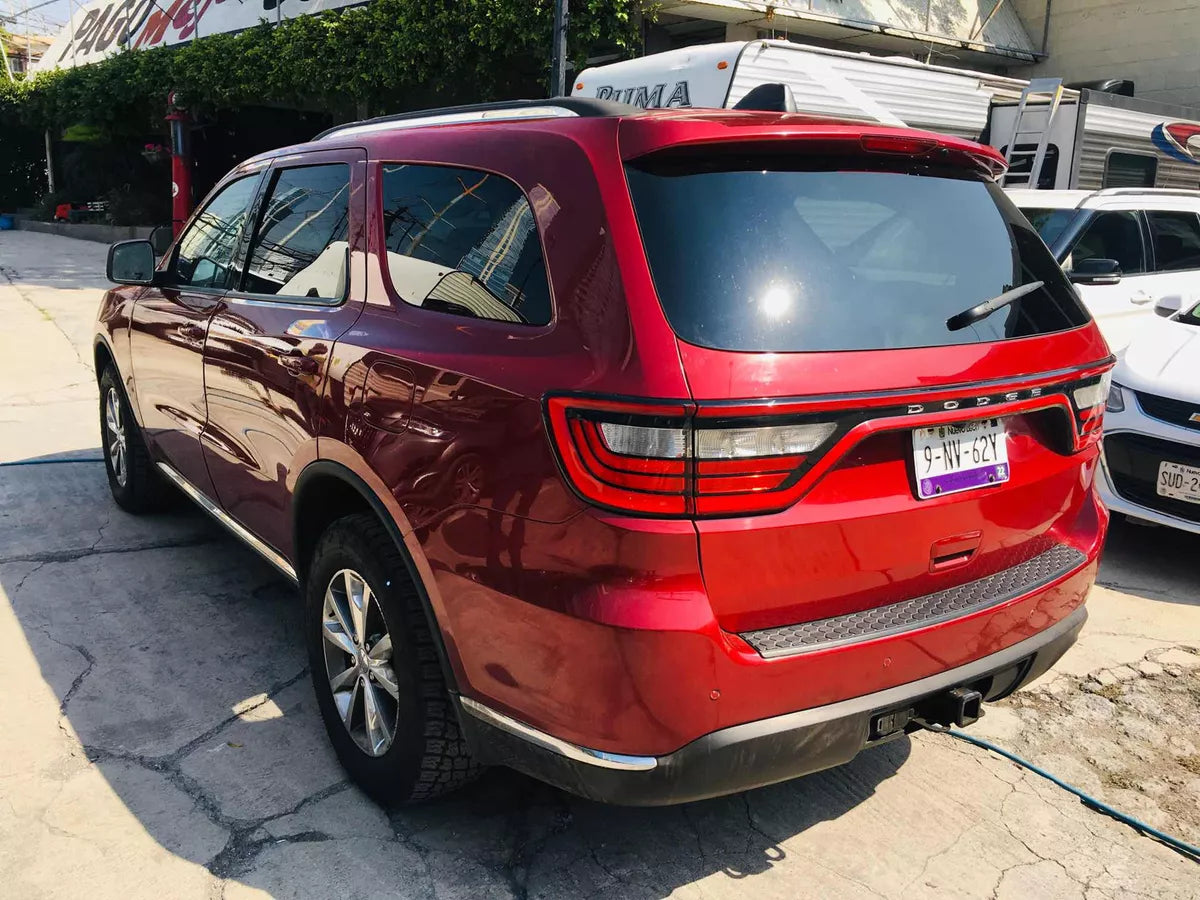 Vista trasera lateral Dodge Durango 2015 seminueva