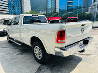 Caja trasera Dodge RAM 2500 2017 espaciosa
