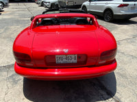 Vista de cajuela del dodge viper 1994 color rojo