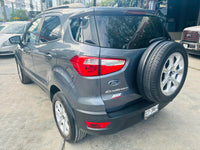 Vista lateral trasera compacta Ford EcoSport Trend 2019