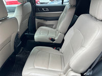 Asientos traseros en piel Ford Explorer XLT 2018