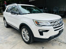 Vista frontal Ford Explorer XLT 2018