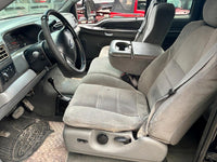 Ford F-250 XLT 2004 Super Duty – vista del volante y asientos