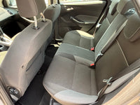 Asientos traseros del Ford Focus 2014