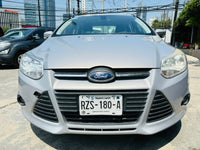 Ford Focus Trend 2014 vista frontal compacta y elegante