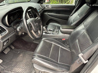 Volante y asientos delanteros en piel Jeep Grand Cherokee 2018