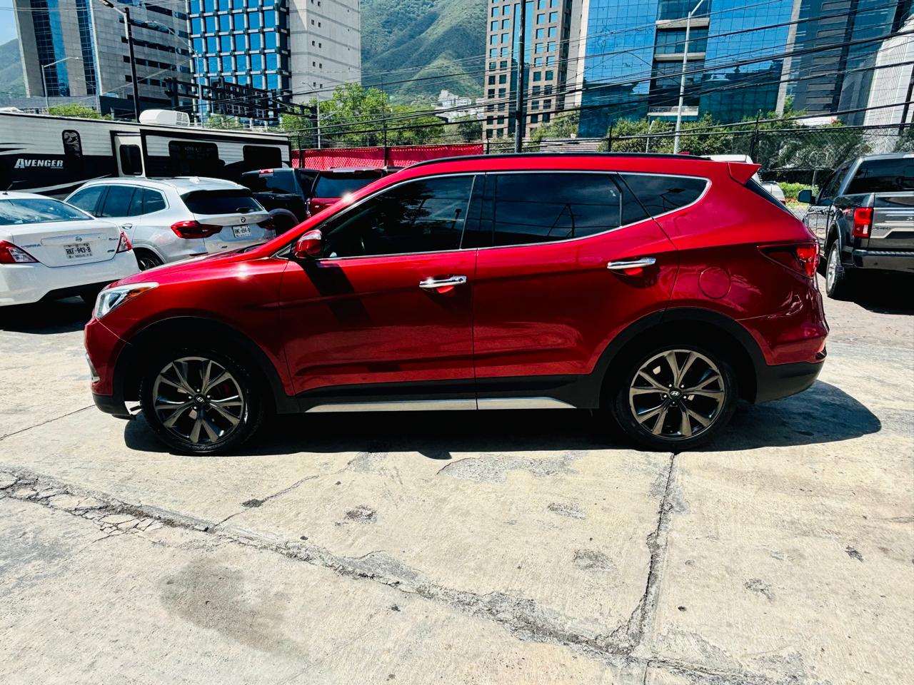 vista costado izq hyundai santa fe 2017