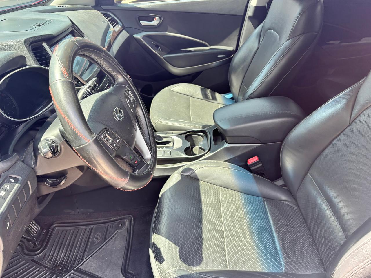vista interior izq hyundai santa fe 2017
