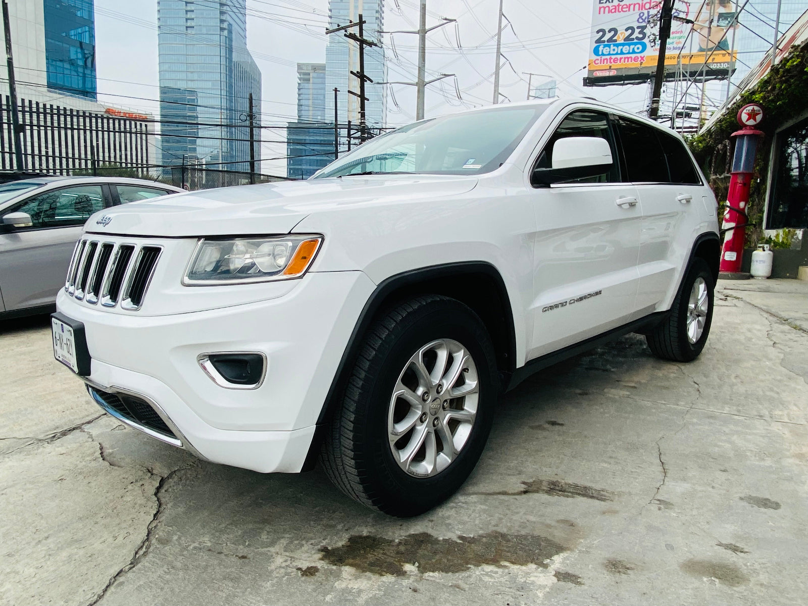 Faros delanteros Jeep Cherokee 2014