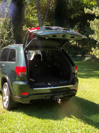 Cajuela Jeep Grand Cherokee 2011 espaciosa
