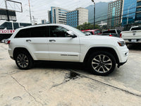 Vista lateral Jeep Grand Cherokee 2018