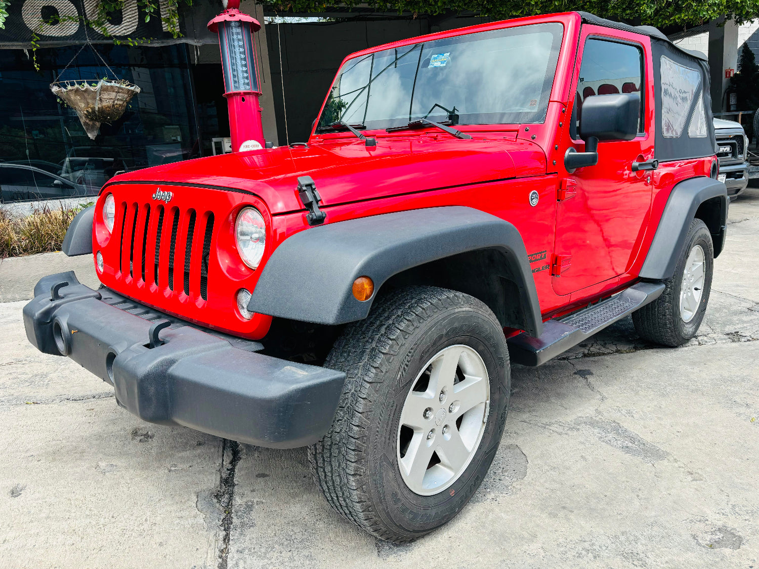 Rines todoterreno Jeep Wrangler Sport 2017