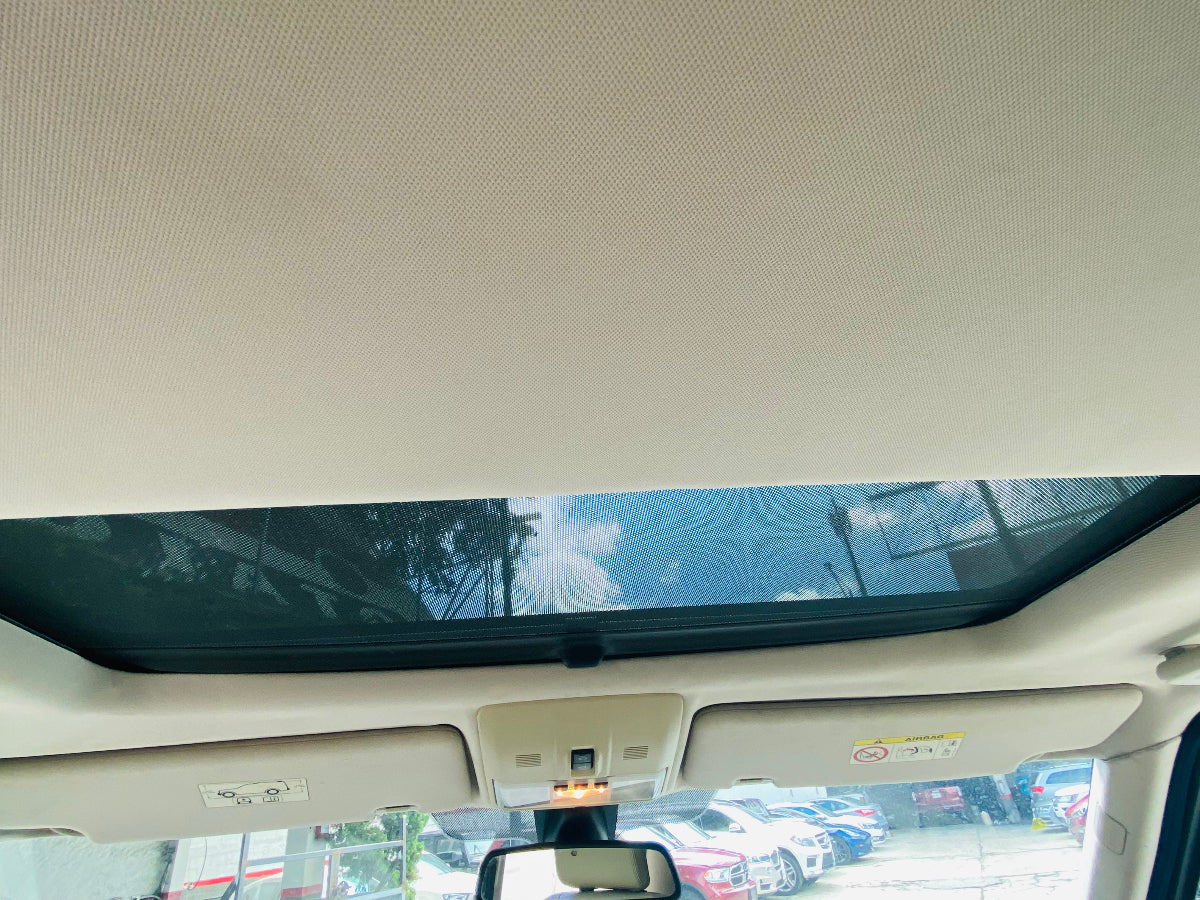 vista interior techo land rover lr4 2013
