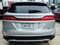 Parte trasera SUV Lincoln MKX Reserve 2015