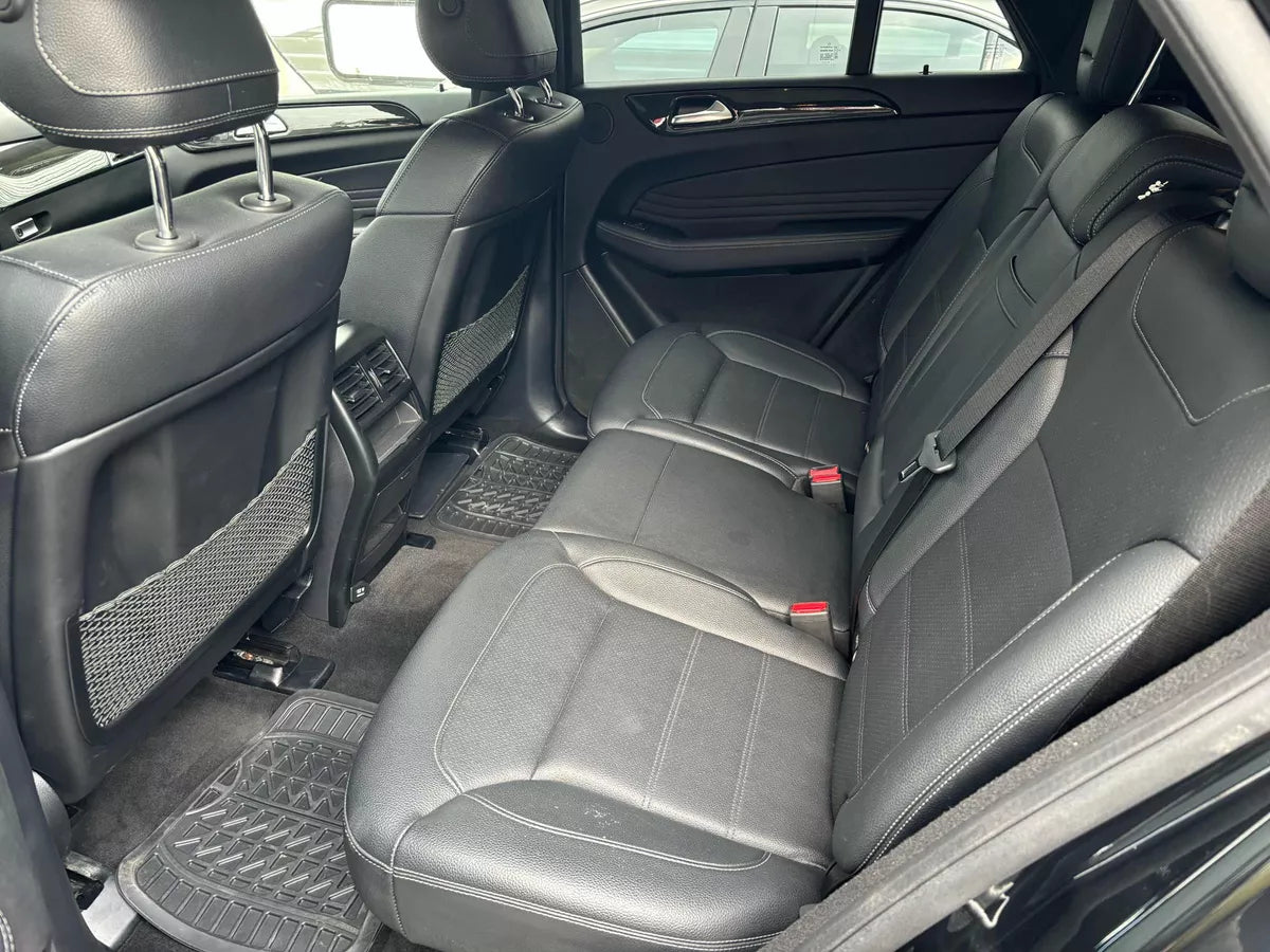 Asientos traseros en piel Mercedes Benz GLE 350 2018