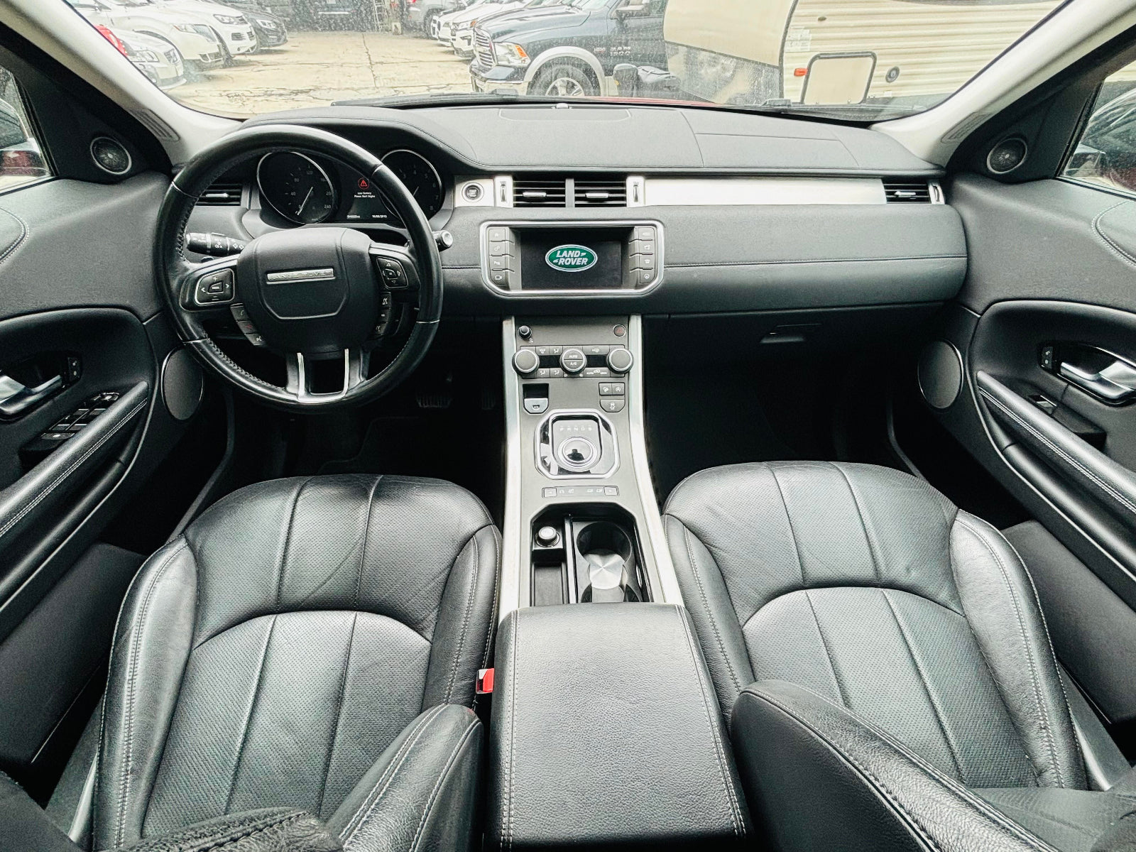 Tablero moderno Range Rover Evoque 2017