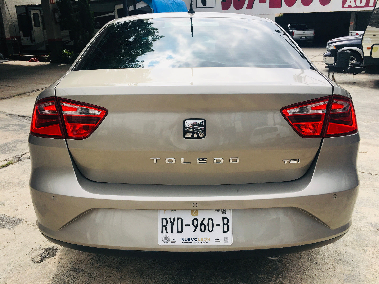 Vista trasera Seat Toledo 2016