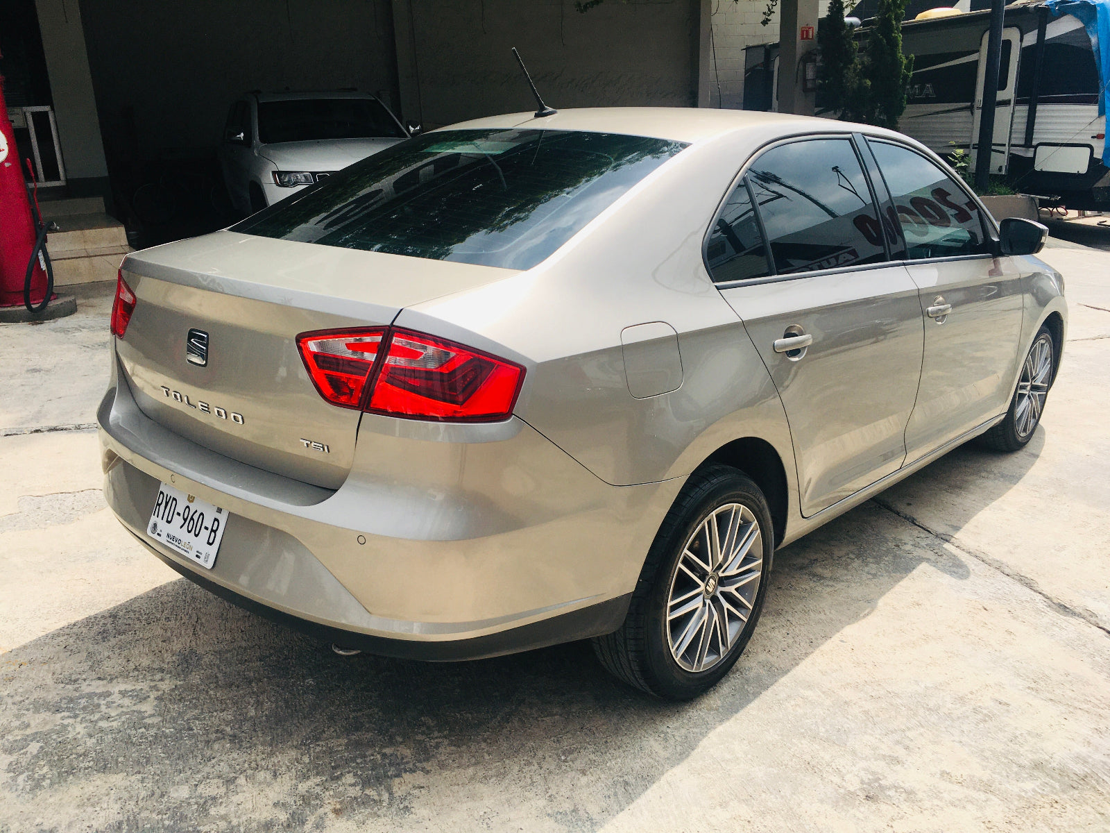 Vista trasera Seat Toledo 2016